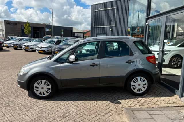 Fiat Sedici (2012) thumbnail 6