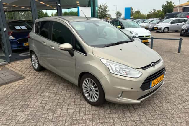 Ford B-Max (2013) thumbnail 4