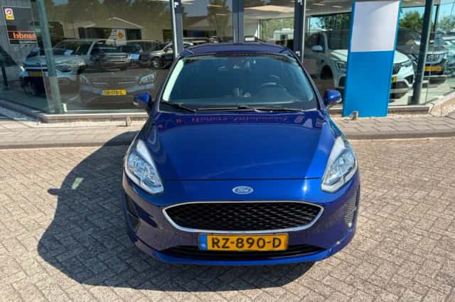 Ford Fiesta (2018) thumbnail 2