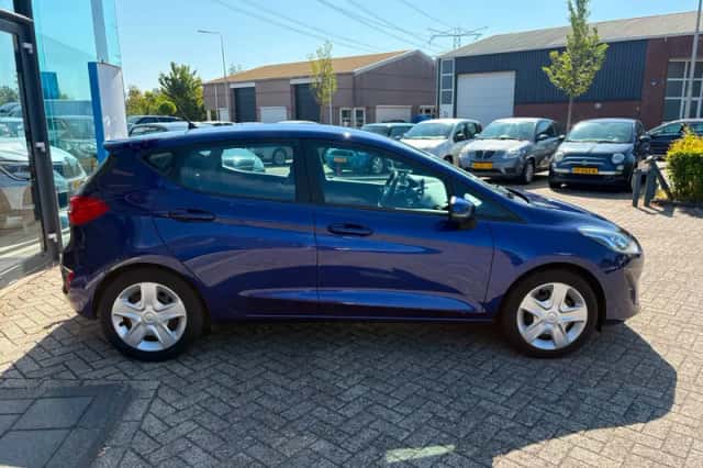Ford Fiesta (2018) thumbnail 4
