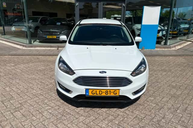 Ford Focus (2017) thumbnail 4