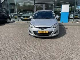 Hyundai i20 (2014) thumbnail 3