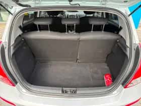 Hyundai i20 (2014) thumbnail 22