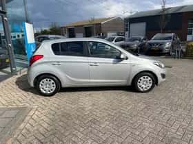 Hyundai i20 (2014) thumbnail 5