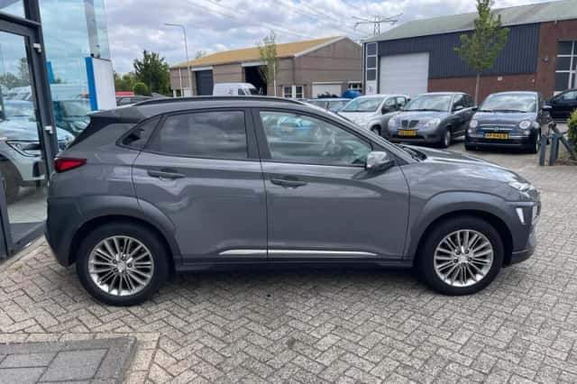 Hyundai Kona (2019) thumbnail 5