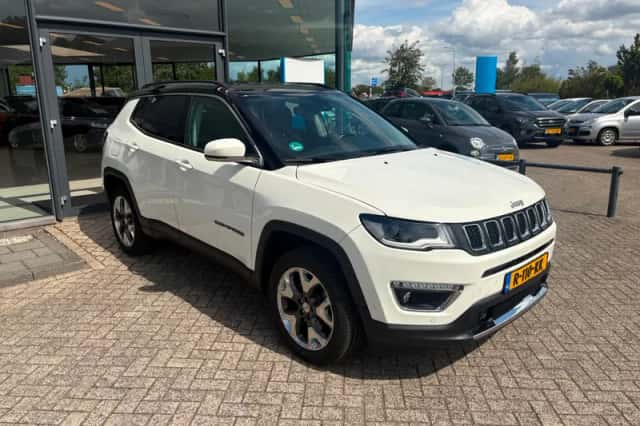 Jeep Compass (2020) thumbnail 4