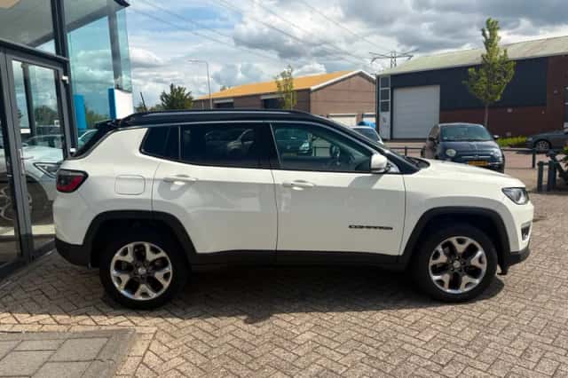 Jeep Compass (2020) thumbnail 5