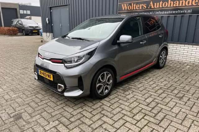 Kia Picanto (2022) thumbnail 6