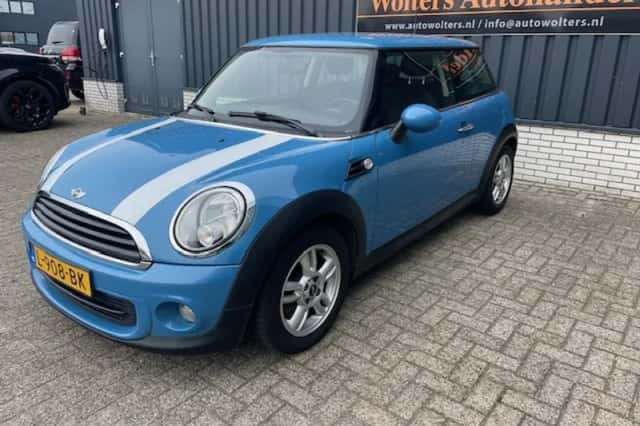 MINI Mini (2013) thumbnail 5