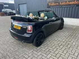 MINI Cabrio (2009) thumbnail 9