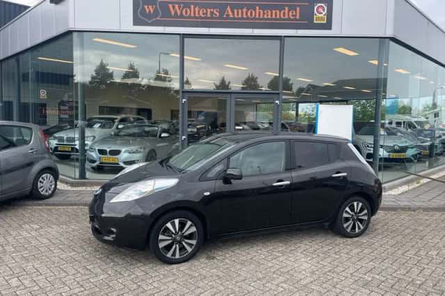 Nissan Leaf (2016) thumbnail 1