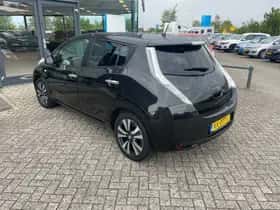 Nissan Leaf (2016) thumbnail 8