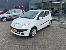 Nissan Pixo (2010) thumbnail 6