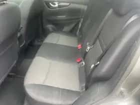 Nissan Qashqai (2015) thumbnail 12