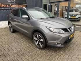 Nissan Qashqai (2015) thumbnail 3