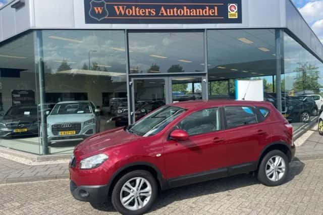 Nissan Qashqai (2012) thumbnail 1