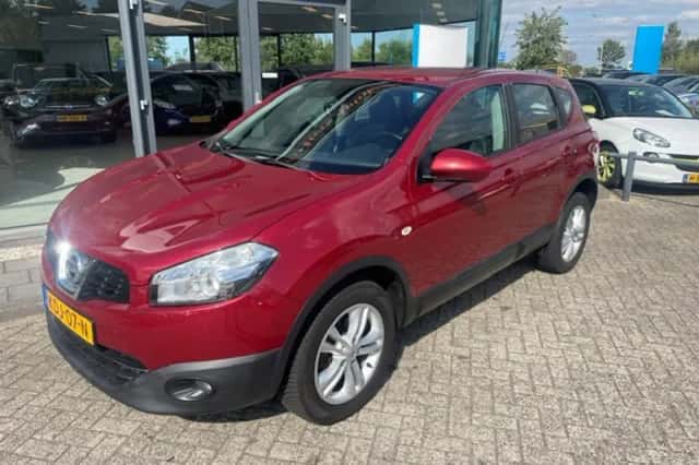 Nissan Qashqai (2012) thumbnail 2