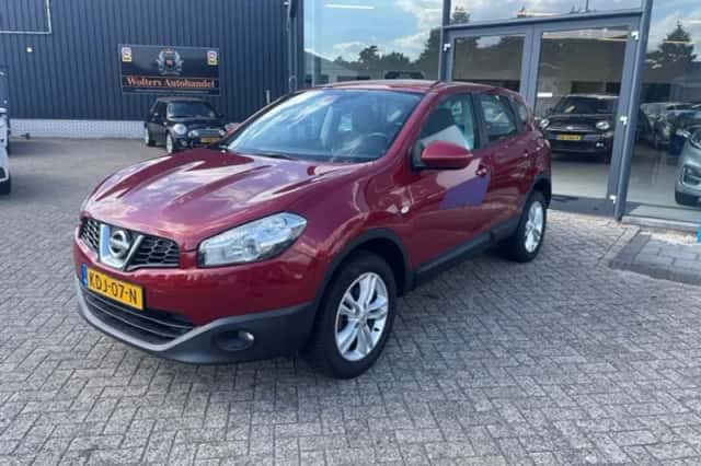 Nissan Qashqai (2012) thumbnail 6