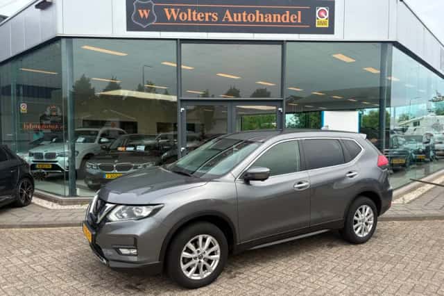 Nissan X-Trail (2020) thumbnail 1