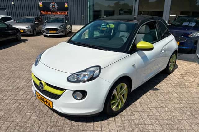 Opel Adam (2013) thumbnail 2