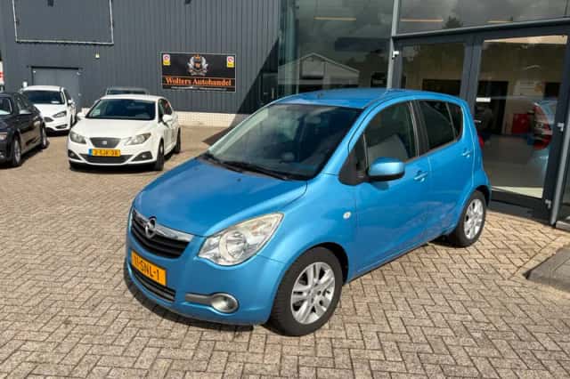 Opel Agila (2011) thumbnail 2