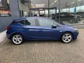 Opel Astra (2019) thumbnail 4
