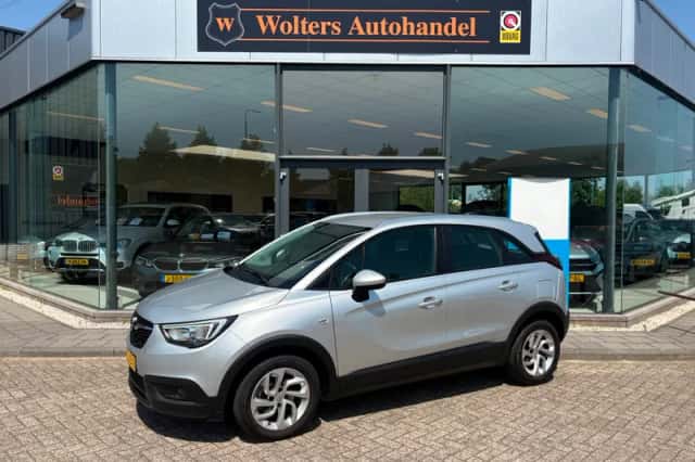 Opel Crossland X (2018) thumbnail 1