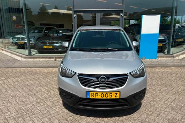 Opel Crossland X (2018) thumbnail 4