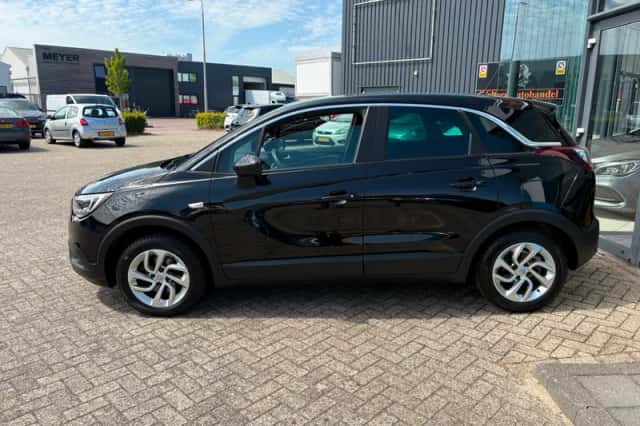Opel Crossland X (2020) thumbnail 5