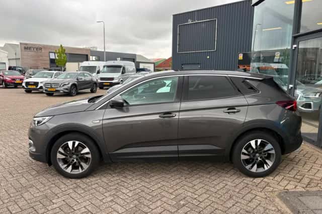 Opel Grandland X (2019) thumbnail 2