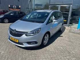 Opel Zafira (2017) thumbnail 6