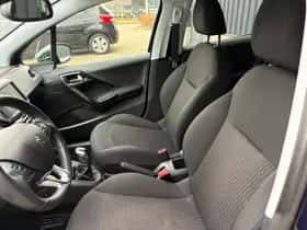 Peugeot 208 (2019) thumbnail 13