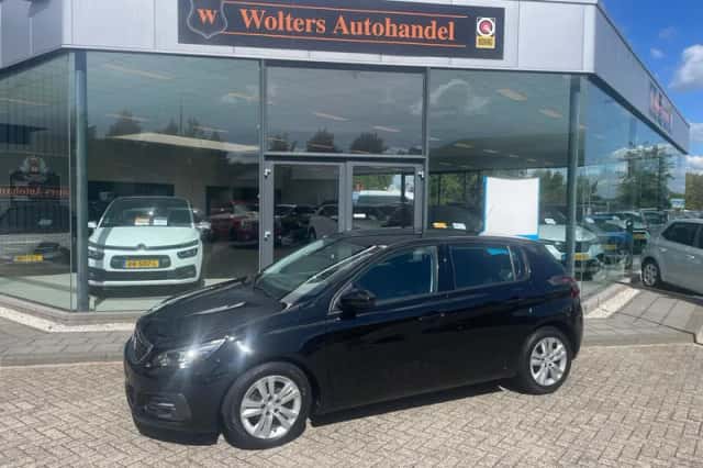 Peugeot 308 (2021) thumbnail 1