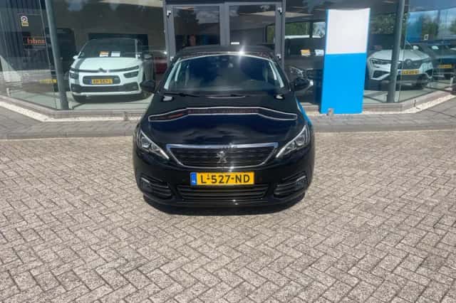 Peugeot 308 (2021) thumbnail 3