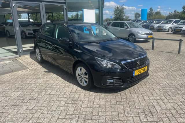 Peugeot 308 (2021) thumbnail 4