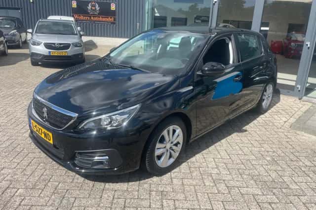 Peugeot 308 (2021) thumbnail 6