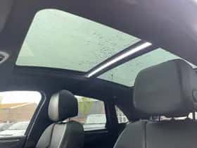 Porsche Macan (2018) thumbnail 31