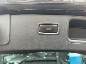 Porsche Macan (2018) thumbnail 32