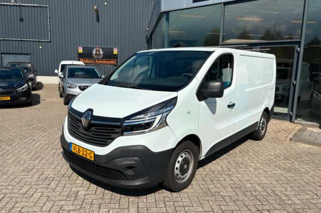 Renault Trafic (2019) thumbnail 2