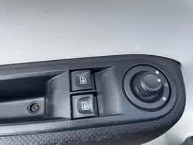 Renault Twingo (2017) thumbnail 17