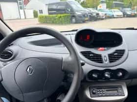 Renault Twingo (2009) thumbnail 13