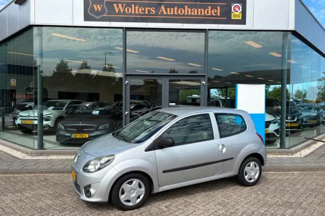 Renault Twingo (2010) thumbnail 1