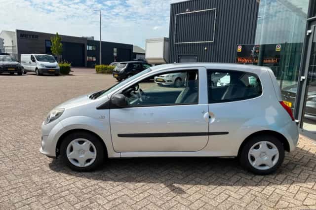 Renault Twingo (2010) thumbnail 6
