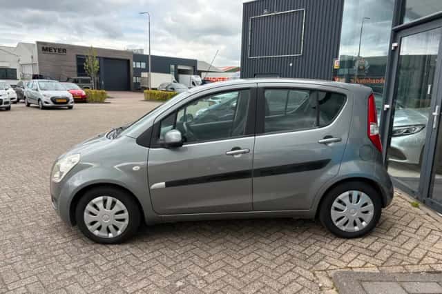 Suzuki Splash (2011) thumbnail 3