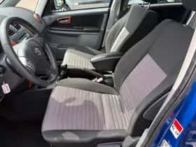 Suzuki SX4 (2011) thumbnail 12