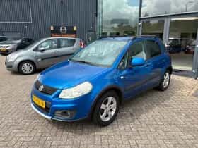 Suzuki SX4 (2011) thumbnail 6