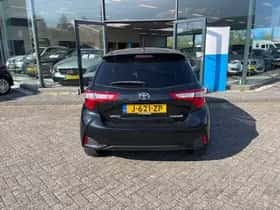 Toyota Yaris (2018) thumbnail 9