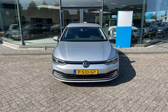Volkswagen Golf (2020) thumbnail 3