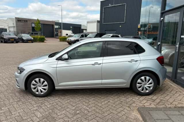 Volkswagen Polo (2021) thumbnail 6