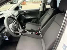 Volkswagen T-Cross (2020) thumbnail 12